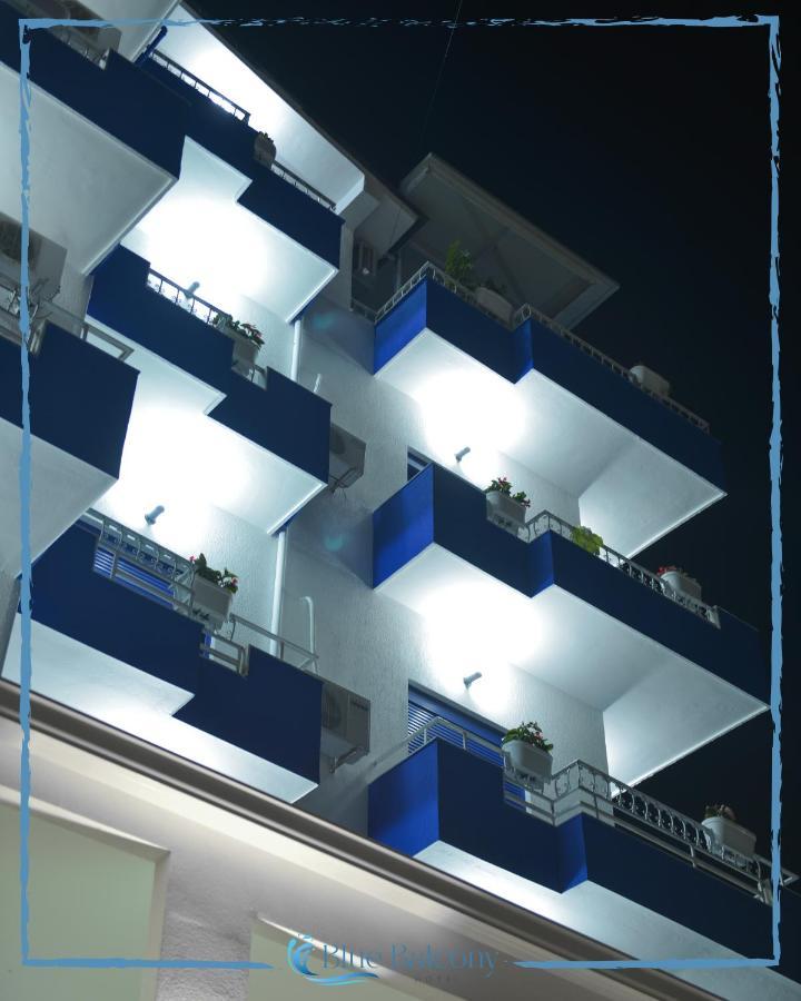Blue Balcony Hotel Golem  Exterior photo