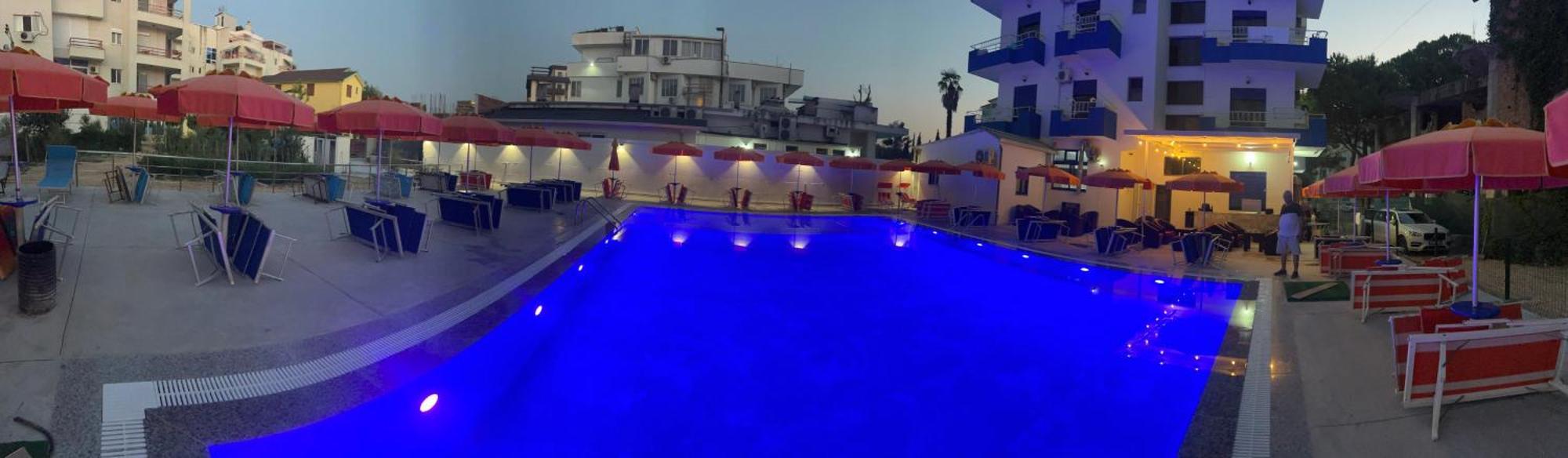 Blue Balcony Hotel Golem  Exterior photo